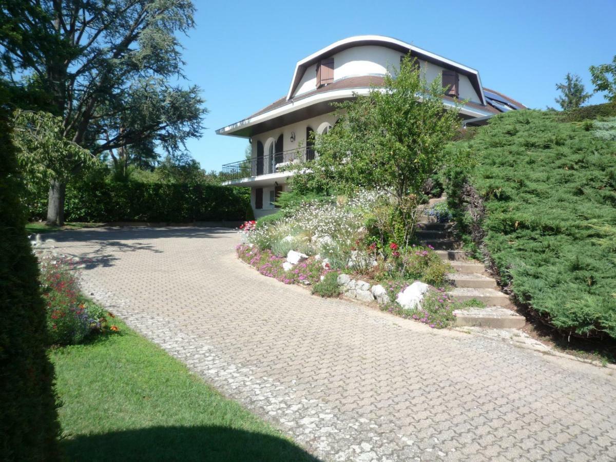 La Maison Des Bonheurs Rillieux-la-Pape Exterior photo